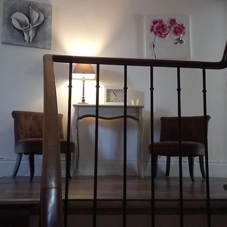 Maison De Ville Bed & Breakfast Magny-en-Vexin Eksteriør bilde