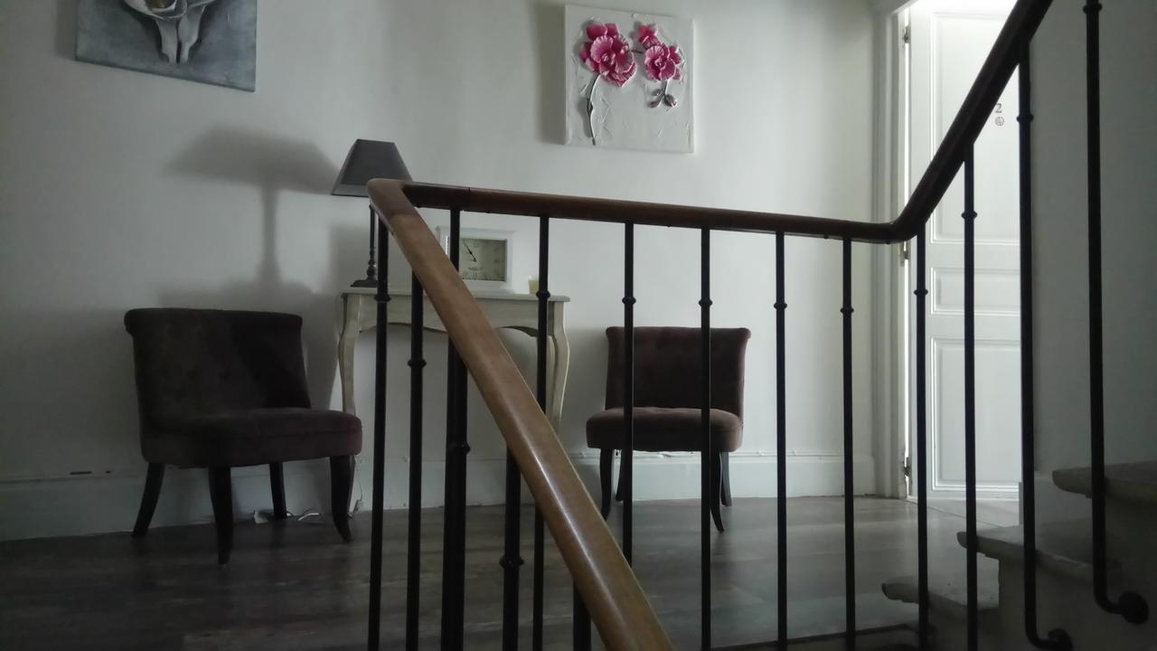 Maison De Ville Bed & Breakfast Magny-en-Vexin Eksteriør bilde