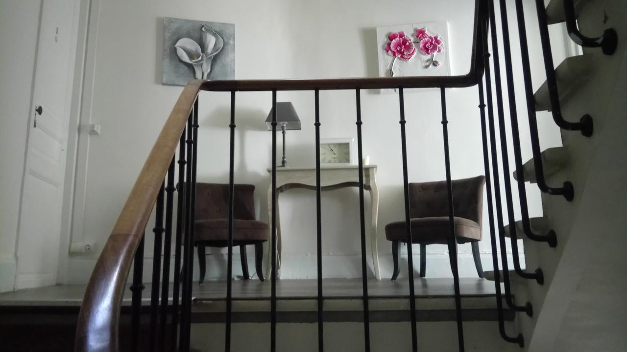 Maison De Ville Bed & Breakfast Magny-en-Vexin Eksteriør bilde