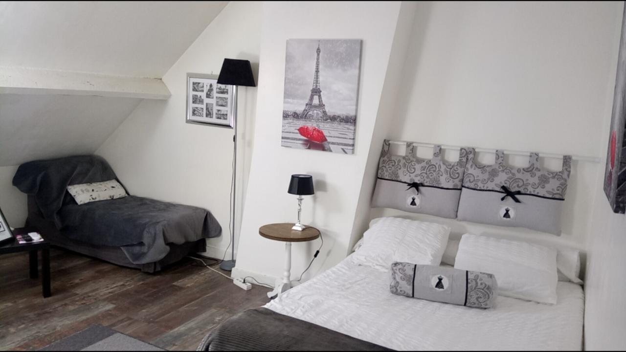 Maison De Ville Bed & Breakfast Magny-en-Vexin Eksteriør bilde